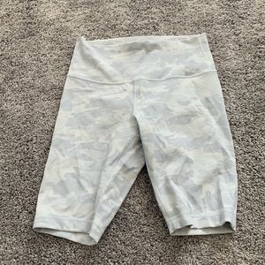 White camo lululemon biker shorts
